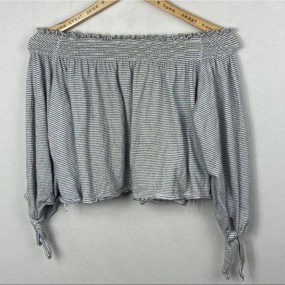 Free People Lexington Striped Off‎ Shoulder Top Size XS Black White Tie Sleeve - Picture 3 of 11